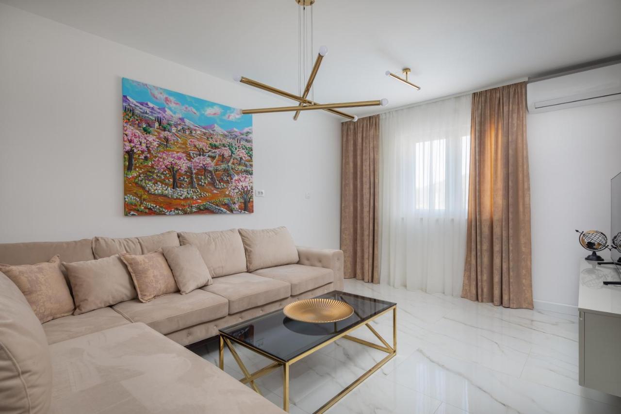 Apartments Villa Maracella Marina Εξωτερικό φωτογραφία