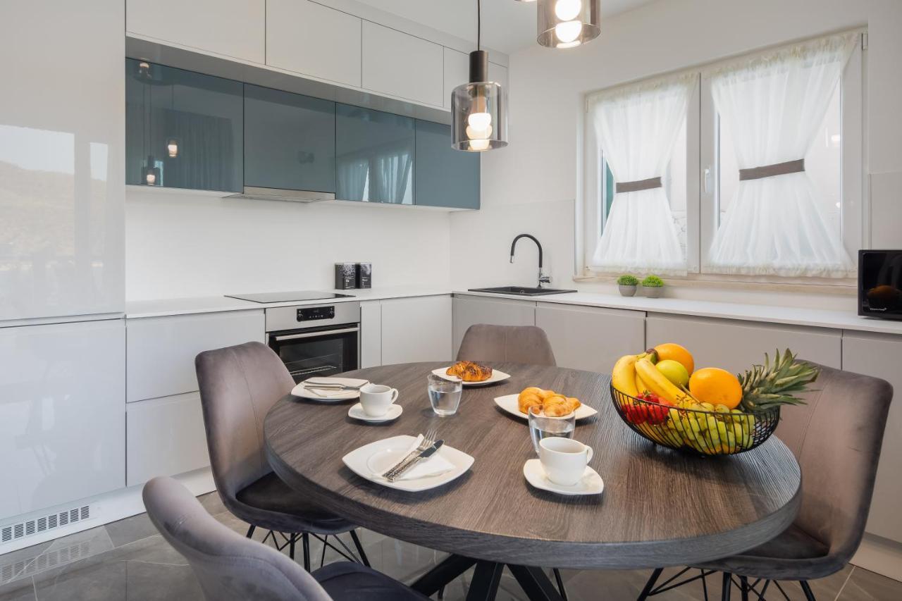 Apartments Villa Maracella Marina Εξωτερικό φωτογραφία